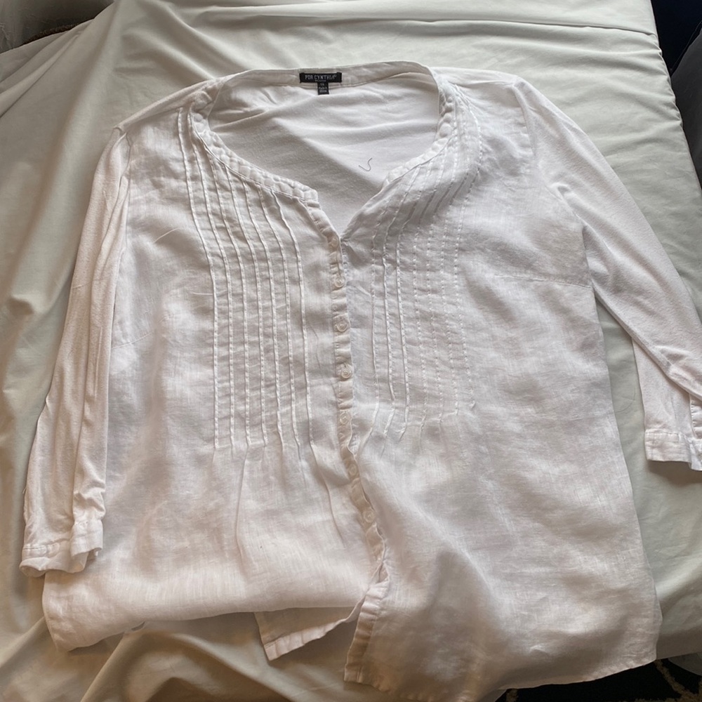 Women's Whit Crinkle Button Down